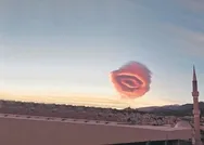 Bursada görülen mercek bulut, dış basında büyük şaşkınlık yarattı: UFO mu?