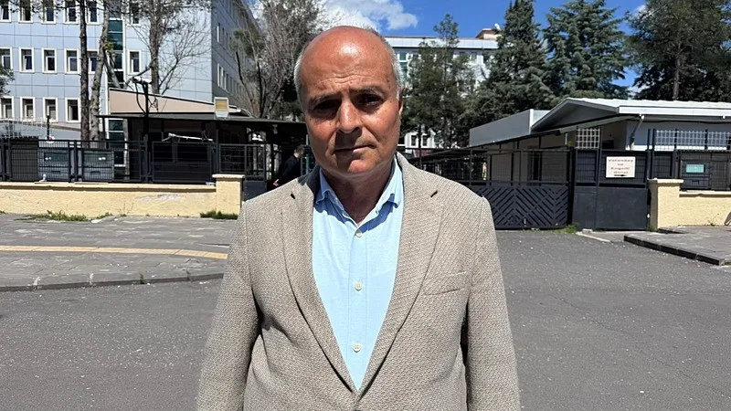 yanlis-hedef-cinayeti-taksici-veysel-mese-davasinda-karar-cikti-1777637740765.jpeg Yanlış hedef cinayeti: Taksici Veysel Meşe davasında karar çıktı-4