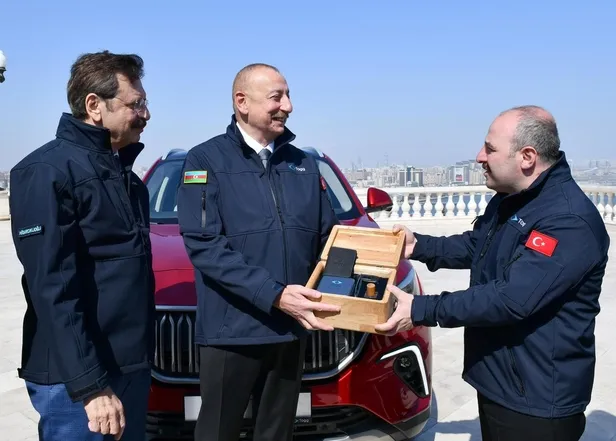 Togg sırası Gardaş Azerbaycan'da! İkinci anahtar Azerbaycan Cumhurbaşkanı İlham Aliyev'e teslim edildi-3