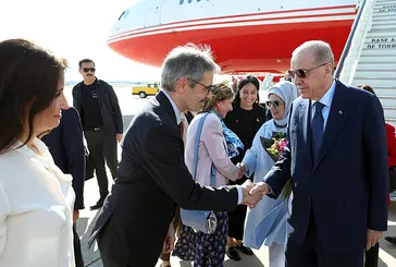 İZLE I Başkan Erdoğan İspanya’da havalimanında karşılandı!