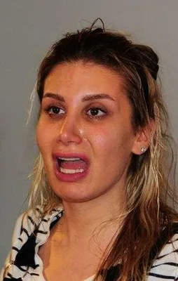 İrem Derici hem güldü hem ağladı!