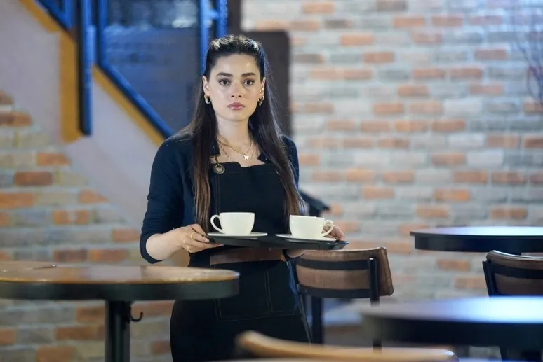 yabani-dizisinde-basrol-isim-resti-cekti-bu-olay-pes-pese-ayrilik-karari-1710761398194.jpeg Kimse bu kadar erken olmasını beklemezdi! Yabani dizisinde başrol isim resti çekti; Peş peşe ayrılık kararı...-3
