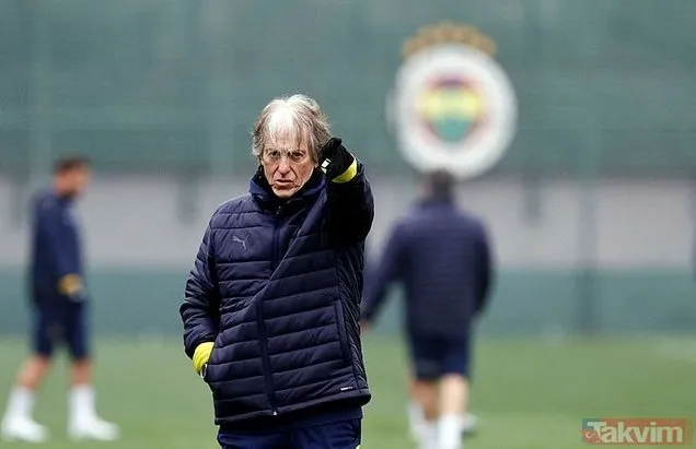Fenerbahçe’de 3 isim için şok! ’Kadromda istemiyorum’