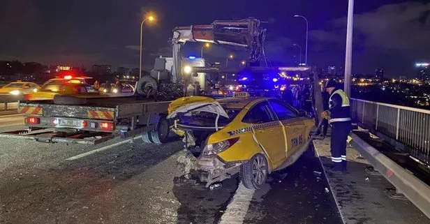 15 Temmuz Şehitler Köprüsü’nde çift yönlü zincirleme kazada 10 araç birbirine girdi: 3 yaralı