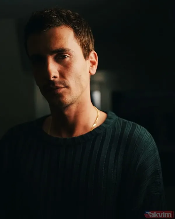 Bertan Asllani’nin eşi bakın kim çıktı! 4 yıldır evliler! Meğer Selena’nın güzeller güzeli oyuncusuyla... - 3