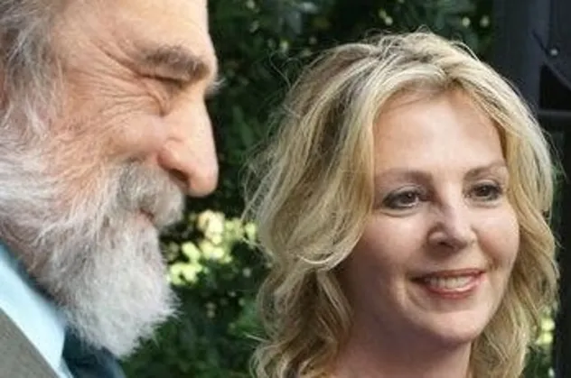 "25 yıldır ödüyorum artık yaşlandım" diyen Hale Soygazi’nin eşi Murat Belge’den eski eşe nafaka davası!