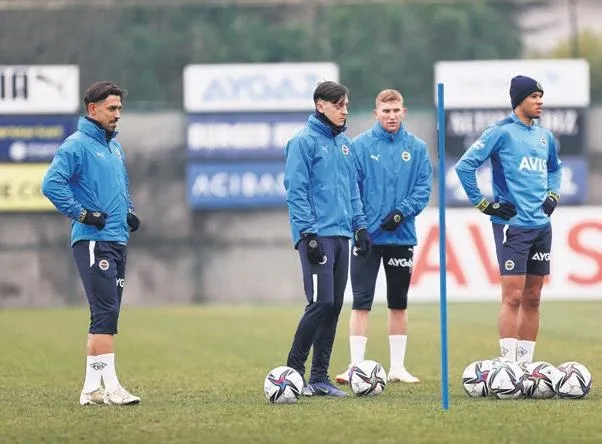 trabzonsporun-yeni-firtinasi-tymoteusz-puchaczin-scout-ekibinin-verdigi-raporun-satir-baslarina-takvim-ulasti-1641679787277.jpeg Trabzonspor'un yeni fırtınası Tymoteusz Puchacz'ın scout ekibinin verdiği raporun satır başlarına Takvim ulaştı!-9