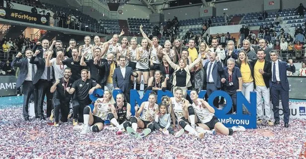 Fenerbahçe Opet’i 3-2 mağlup eden VakıfBank, Şampiyonlar Kupası’nın sahibi oldu!