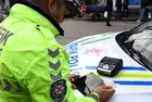 Yasak olmaması için tek şart! Trafikte yeni kurallar: Araç kokusu, telefon tutucu...