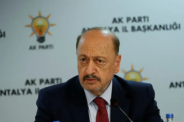 Bakan Vedat Bilgin Emeklilikte Yaşa Takılanlara müjdeyi verdi: Çözüyoruz