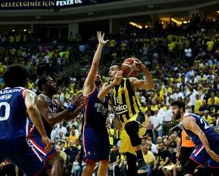 Şampiyon Anadolu Efes!