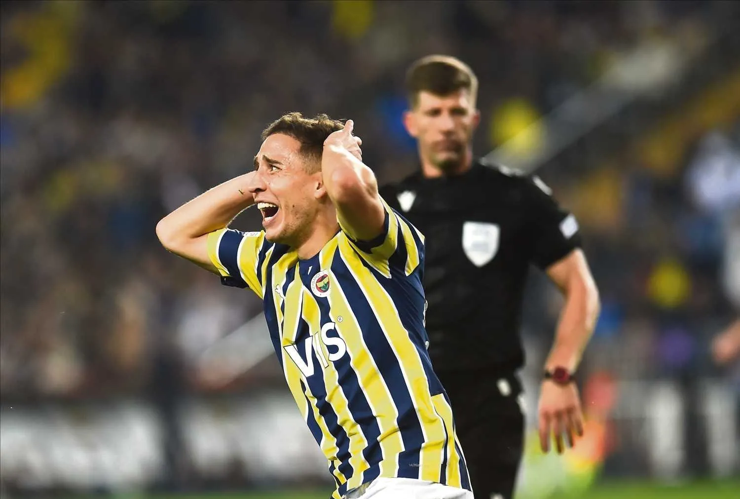 Fenerbahçe’de Emre Mor gözden çıktı!