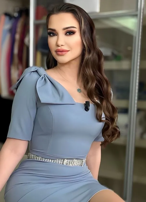 10-kilo-verdiren-esra-ezmeci-diyeti-38lik-unlu-psikolog-tek-yontemi-acikladi-capalama-yontemi-ile-kilo-verme-s-1706897629877.jpg 38'lik ünlü psikolog tek yöntemi açıkladı! 10 kilo verdiren Esra Ezmeci diyeti! Çapalama yöntemi ile kilo verme sırrı-3