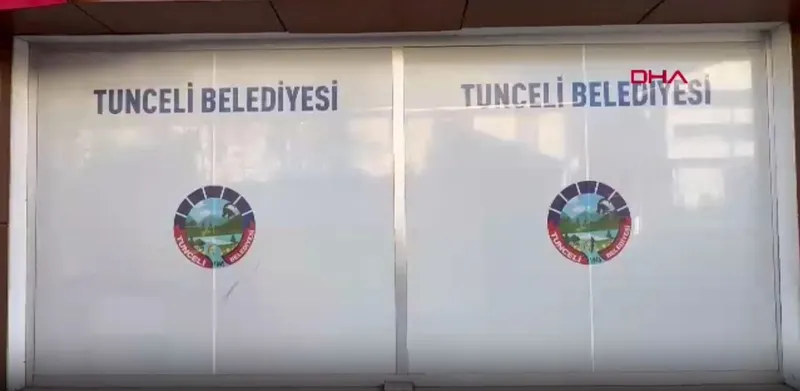 fatih-mehmet-macogluna-kamu-zarari-nedeniyle-86-milyon-lira-zimmet-cikarildi-1763634169556.jpeg Fatih Mehmet Maçoğlu'na kamu zararı nedeniyle 86 milyon lira zimmet çıkarıldı-2