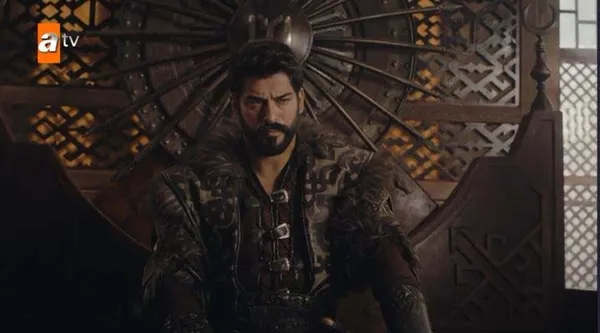 kurulus-osmanda-nefes-kesen-sahne-osman-beyin-emriyle-mahkeme-kuruldu-oktem-bey-ve-alcicek-hatunun-cezasi-kesi-1668021149215.jpg Kuruluş Osman’da nefes kesen sahne: Osman Bey’in emriyle mahkeme kuruldu! Öktem Bey ve Alçiçek Hatun’un cezası kesildi-7