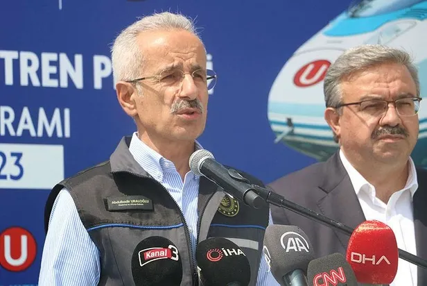 ankara-izmir-hizli-tren-hatti-buyuk-konfor-saglayacak-14-saatlik-yol-35-saate-dusuyor-1693653023104.jpeg Ankara-İzmir Hızlı Tren hattı büyük konfor sağlayacak! "14 saatlik yol 3,5 saate düşüyor"-4