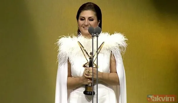 İrem Helvacıoğlu ile Ulaş Tuna Astepe en iyi dizi çifti oldu! 45. Altın Kelebek Ödülleri kime verildi? 2018 - 35