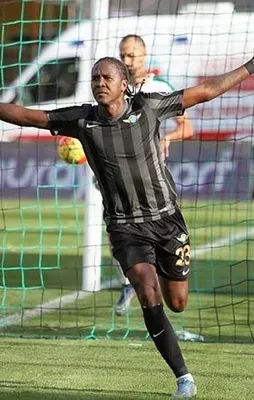 Trabzonspor Rodallega’yı resmen açıkladı