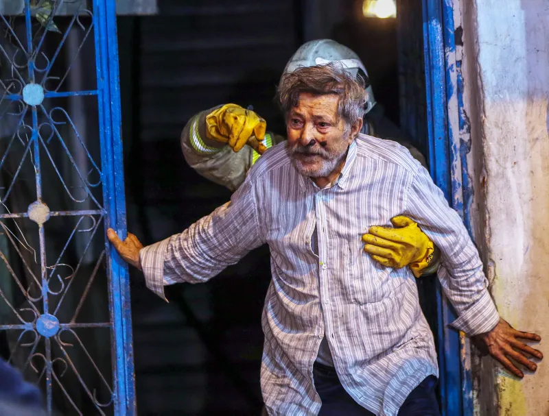 Şişli'de bina yangını - 10