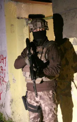 Sarıyer'de nefes kesen operasyon