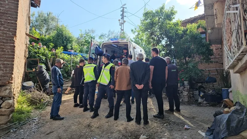 av-tufegi-ile-sakalasirken-9-yasindaki-kuzenini-oldurdu-1715532850151.jpg Anneler Günü dehşete döndü! Bursa'da av tüfeği ile şakalaşırken 9 yaşındaki kuzenini öldürdü-2