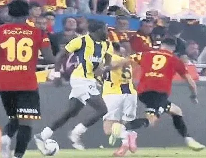 Gol VAR’dan döndü
