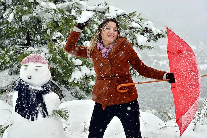 istanbul-icin-kar-yagisi-tarihi-aciklandi-herkes-kendini-siki-hazirlasin-okullar-her-an-tatil-edilebilir-1701860641386.jpg Okullar her an tatil edilebilir! Herkes kendini sıkı hazırlasın; İstanbul için kar yağışı tarihi açıklandı!-2