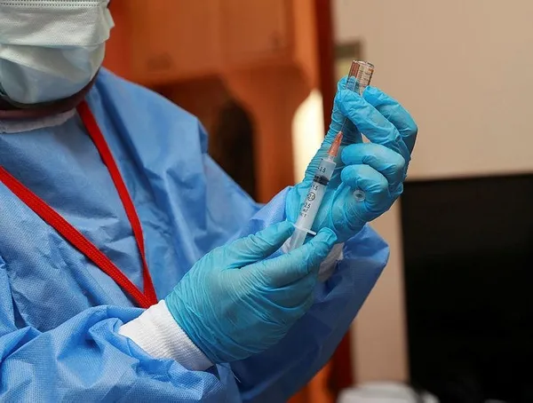 bilim-kurulu-saglik-bakani-fahrettin-koca-baskanliginda-toplaniyor-masada-asilama-sureci-var-1611121591010.jpeg Son dakika: Sağlık Bakanı Fahrettin Koca'dan Bilim Kurulu Toplantısı sonrası kritik aşı açıklaması-5