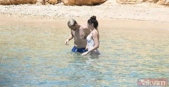 Demet Akalın bikini üstünü çıkarttı yarı çıplak haliyle olay! O görüntüyü gören dönüp bir daha baktı: "Gözümüze soktu" - 47