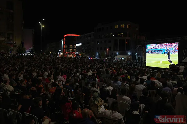 Türkiye'nin grup coşkusu! Taraftar sokakları sevinç çığlıklarıyla inletti - 19