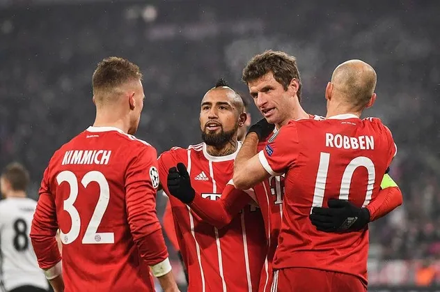 Hollandalı futbol efsanesi Arjen Robben futbolu bıraktı
