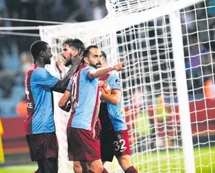 Avni Aker’de fırtına