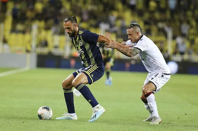 Kanarya skoru koruyamadı! Fenerbahçe 2-2 Cagliari Maç sonucu