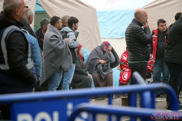 Maden faciası sonrası Bartın'da en acı bekleyiş! Düğümlenen boğazlar, umut ve gözyaşları... - 45