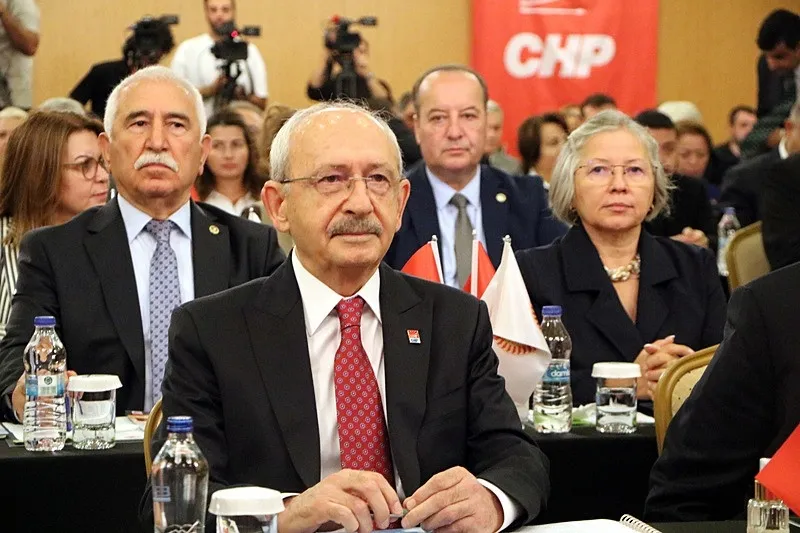 Kılıçdaroğlu’ndan İmamoğlu ve Özgür Özel’e yolsuzluk mesajı: Belediye başkanı olup köşeyi dönemezsin-3