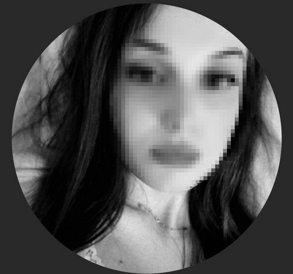 ucakta-igrenc-taciz-isvicreli-bankaci-turk-hostesin-etek-alti-goruntulerini-cekti-linc-edilmekten-korkup-mahke-1646720131511.jpg Uçakta iğrenç taciz: İsviçreli bankacı Türk hostesin etek altı görüntülerini çekti: Linç edilmekten korkup mahkemeye başvurdu reddedildi-2