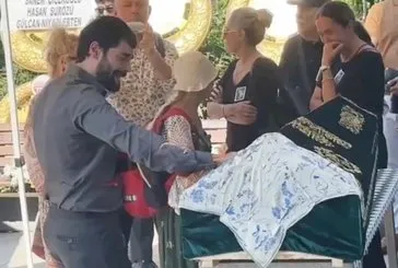 Ebru Şahin'in vefasızlığı pes dedirtti! 3 yıllık rol arkadaşı Akın Akınözü'nün acı gününde yanında olmadı tepkiler peş peşe geldi
