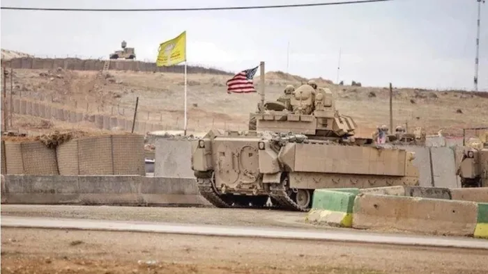 teroristlerin-hamisi-abdden-pkkypygye-yeni-destek-40-aractan-olusan-tank-ile-yakit-tankerleri-gonderdiler-1706024172750.jpeg Teröristlerin hamisi ABD'den PKK/YPYG'ye yeni destek! 40 araçtan oluşan tank ile yakıt tankerleri gönderdiler-3