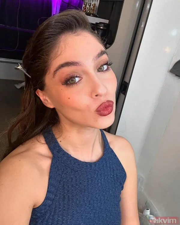 Cemre Baysel ve Cem Bölükbaşı'ndan ilan-ı aşk geldi: Kaçış bitti! - 1