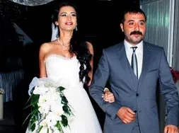 Damat Muro sıkıldı!