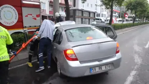 Çorlu’da otomobil beton direğe çarptı: 1 ölü