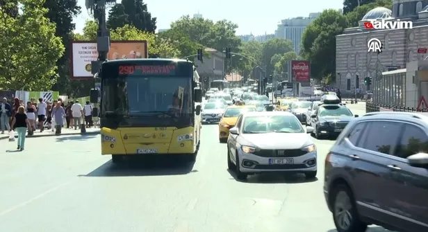 CHP'li İBB'nin Beşiktaş Meydanı'ndaki çevre düzenlemesi "trafik yoğunluğu" şikayetlerine neden oldu: "Burası otogar değil Beşiktaş Meydanı"-5