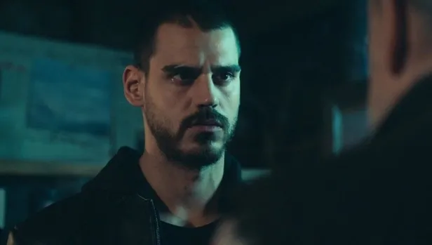 atvnin-bu-sezona-damgasini-vuran-osman-sinav-imzali-yalniz-kurtun-yeni-bolumunde-nefesler-tutulacak-1645126530035.jpeg ATV'nin bu sezona damgasını vuran Osman Sınav imzalı Yalnız Kurt'un yeni bölümünde nefesler tutulacak-8