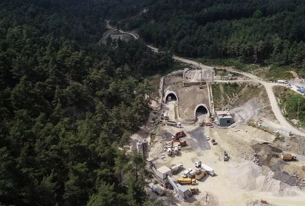 İzmir ile Manisa arasını 15 dakikaya indirecek Sabuncu Tüneli'nde sona yaklaşıldı-4