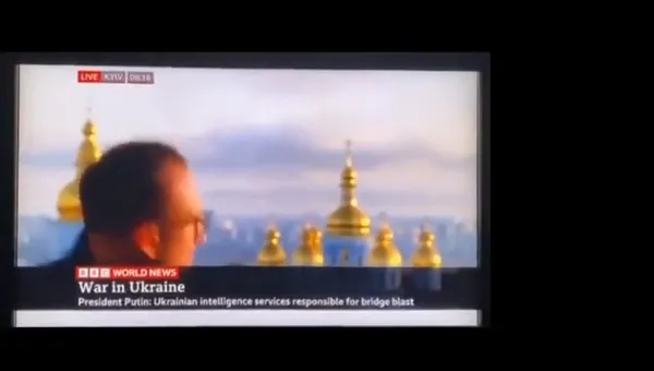 son-dakika-rusya-kievi-vurdu-bbc-muhabiri-canli-yayinda-patlamaya-yakalandi-1665384910244.jpg SON DAKİKA: Rusya Kiev'i vurdu! BBC muhabiri canlı yayında patlamaya yakalandı-5