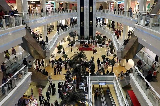 Normalleşme alışverişe de yansıdı: Harcamalar yüzde 200 yükseldi
