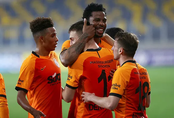 1620814543268.jpg Süper Lig'de şampiyonluk oranları güncellendi! Beşiktaş, Galatasaray, Fenerbahçe kim şampiyon olacak? İddaa güncel şampiyonluk oranları-5