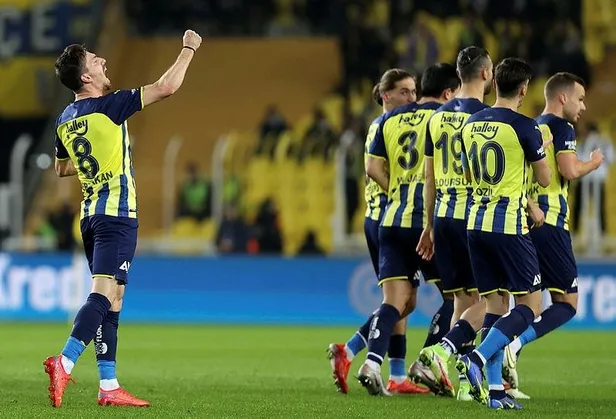 pelkas-geri-dondu-fenerbahce-2-0-yeni-malatyaspor-mac-sonucu-1640541755954.jpeg