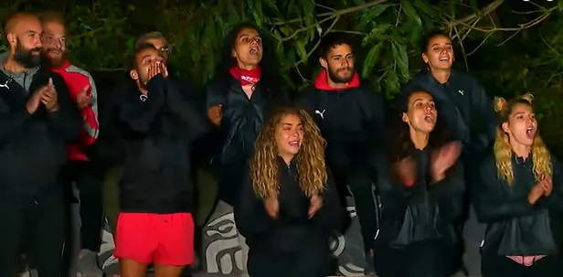 Survivor ödül oyununu hangi takım kazandı? Ünlüler mi Gönüllüler mi? 18 Mart Survivor voleybol maçının galibi kim oldu?-4