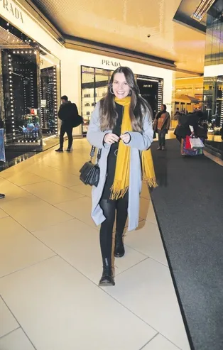 Aslı Enver ve Murat Boz'un yüzleri gülüyor